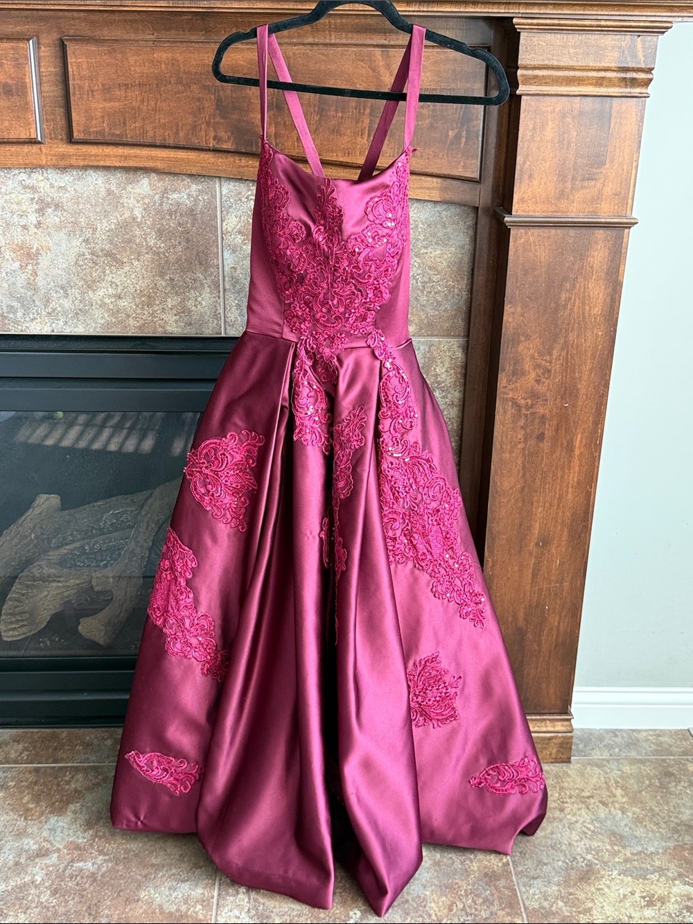 Wine red formal dress gown floral embroidery dark romantic Whimsigoth prom est S